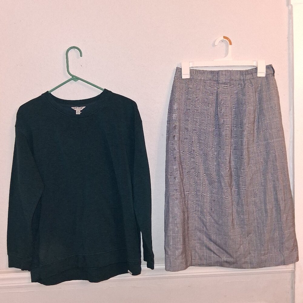 Orvis Skirt and Sweater 2PC Set Sizes M & 12